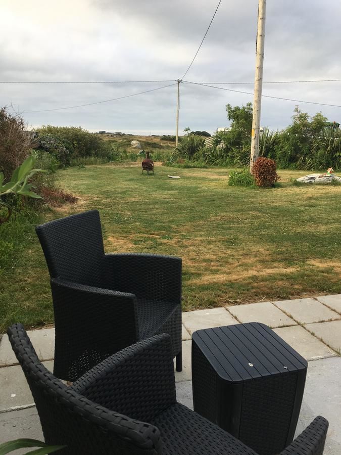 Дома для отпуска Beachcomber Cottages Балликоннили-41